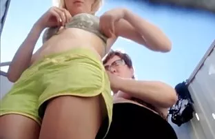 XXX ஒரு இளம் மதுக்கடை மீது நேர்த்தியான ஏஞ்சலிகா நொறுக்கு