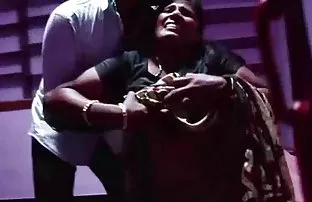 XXX ரிசார்ட்டில் செக்ஸ் மற்றும் தளர்வு