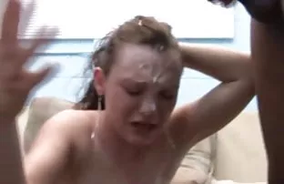 XXX ஒரு கவர்ச்சியான மசாஜ் காதலித்து அவருக்கு கொடுத்தார்