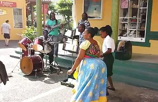 XXX இரட்டை ஊடுருவல் அவளை மிகவும் உந்துகிறது