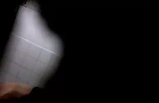 XXX மென்மையான மற்றும் திறமையான கைகள் வெளிப்படையான இன்பத்தைத் தருகின்றன