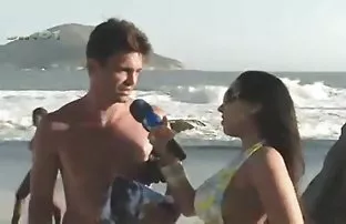 XXX ஸ்பானிஷ் பஸ்டி மில்ஃப் ஒரு நல்ல ஃபக் பெறுகிறார்