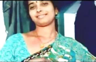 XXX கோல்டன் ஹேர்டு மெல்லிய லியோ லுலு ஒரு உறுப்பினரை உறிஞ்சி, ஓட்டுமீனாக எழுந்து நின்றார்