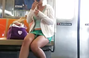 XXX ஜெசிகா முயல் மற்றும் ராட்சத