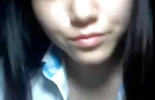 XXX தனது கன்னித்தன்மையை இழக்க ஒரு பையனைப் பார்வையிட அழைத்தார்