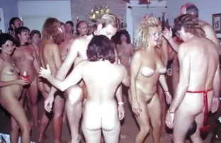 XXX இந்த அழகின் புண்டையைப் பார்க்க வேண்டுமா?