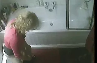 XXX எந்த மசகு காதலனும் வர்ஜீனியா டார்லிங் குதத்தை வீசவில்லை