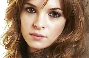 XXX சாஷா கிரே ஒரு மிருகத்தனமான மனிதனின் கனவுகள்