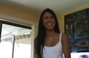 XXX தரையில் உள்ள காடுகளில் ஃபக்