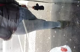 XXX குளியலறையில் பெண்