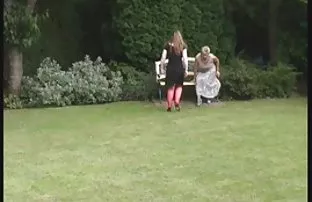 XXX தோழிகள் எப்போதும் உதவுவார்கள்