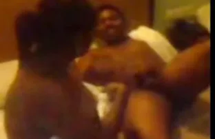 XXX காரணமின்றி. கால்கள்