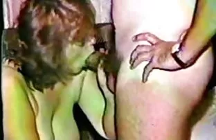 XXX கனேடிய திருமணமான தம்பதியினர் தங்கள் வீட்டுப்பாடங்களை வீடியோ எடுத்தனர்