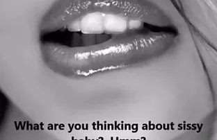 XXX அவன் ஒரு புண்டையைத் தொட்டு ஒரு புண்டையை நழுவ விட்டான்