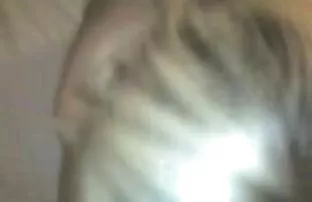 XXX மழையில் ஒரு குஞ்சுடன் குஞ்சு