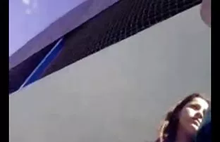 XXX பையன் ஒரு பழைய சேரி மற்றும் ஒரு குடிகாரனை வாயில் கொடுத்தான்