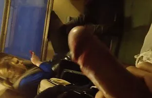 XXX வழக்கத்திற்கு மாறாக மெல்லிய ஜானிஸ் கிரிஃபித் தனது ஒல்லியான உருவத்தின் அனைத்து அழகையும் காட்டுகிறது