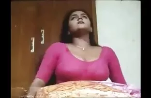 XXX பெண்கள் சறுக்கு காட்டுகிறார்கள்