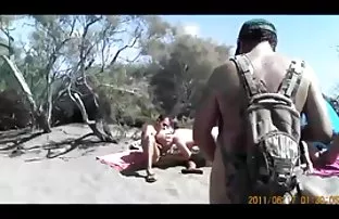 XXX கழுதையில் புணர வேண்டும் என்ற ஆசை வெளிப்படுத்தப்பட்டது