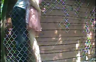 XXX கடையின் அடித்தளத்தில் BDSM