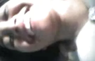 XXX ஆபரேட்டர் மற்றும் புகழ்பெற்ற ஐரோப்பிய ஃபேக்கர் ஒரு செக் குழந்தையை ஆர்வமாகக் காட்டினர்