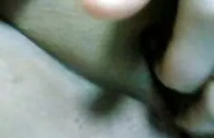 XXX மூன்று இல்லத்தரசி ஒரு மூன்றுபேரால் புணர்ந்தார்