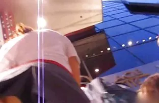 XXX உறிஞ்சப்பட்ட காவலர்