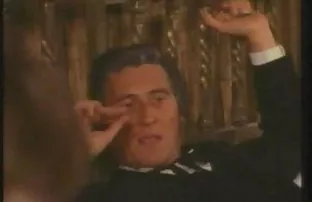 XXX ஒரு ஆபாச நட்சத்திரமாக மாறத் தயாராகிறது, உட்மேன் அவளுக்கு உதவுவார்