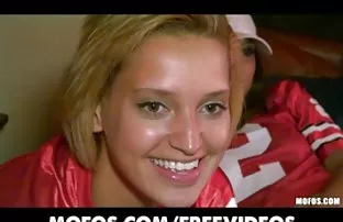 XXX அவளுக்கு ஒரு ஆண் இல்லை