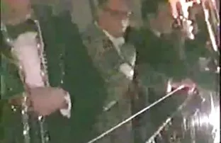 XXX புற்றுநோயை ஹால்வேயில் வைக்கவும்